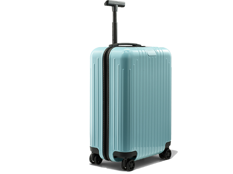 حقيبة سفر جديدة من ريموا بمواصفات عملية لتجربة سفر لا تنسى